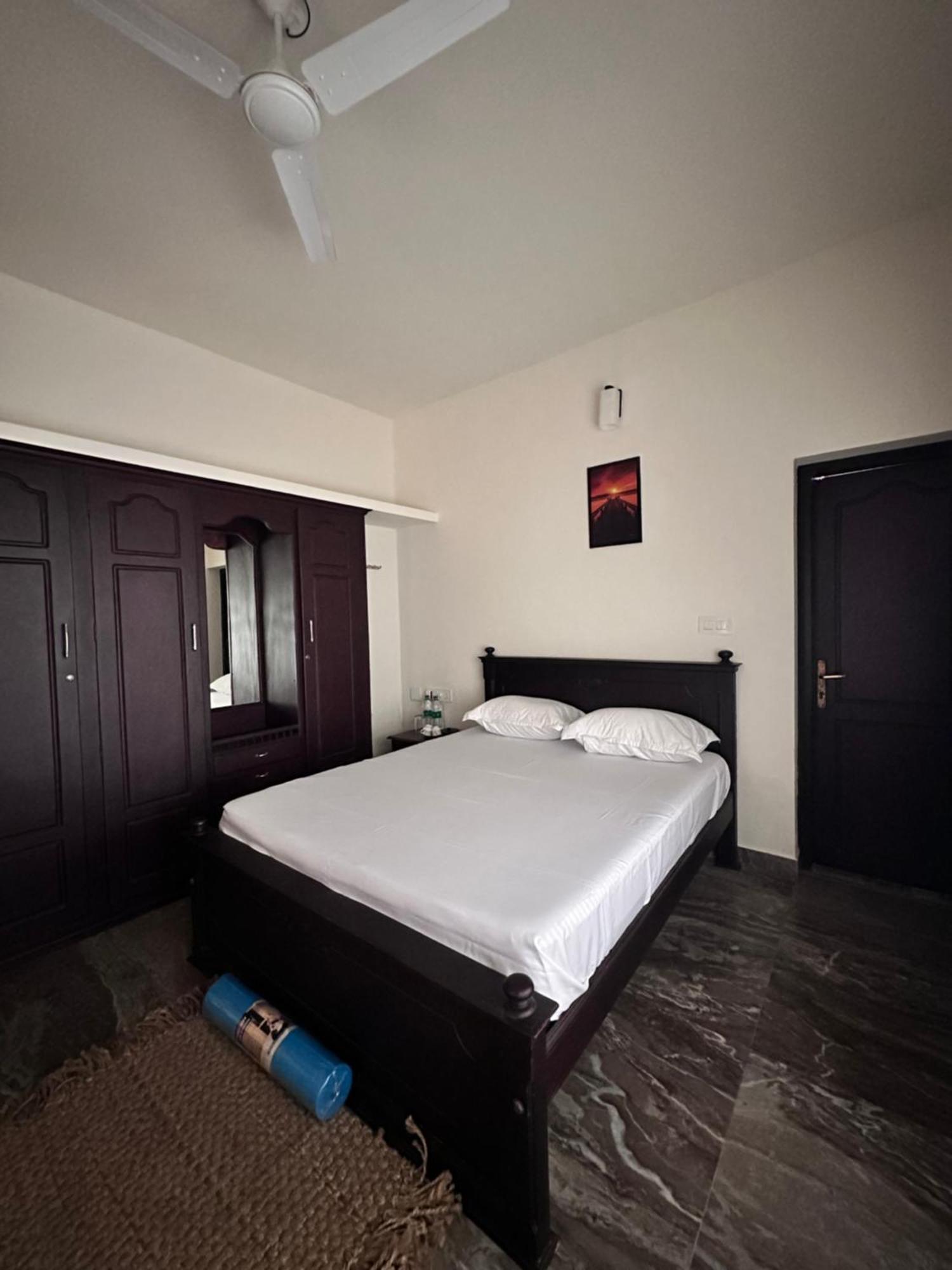 Daffodils Inn Alappuzha Eksteriør bilde